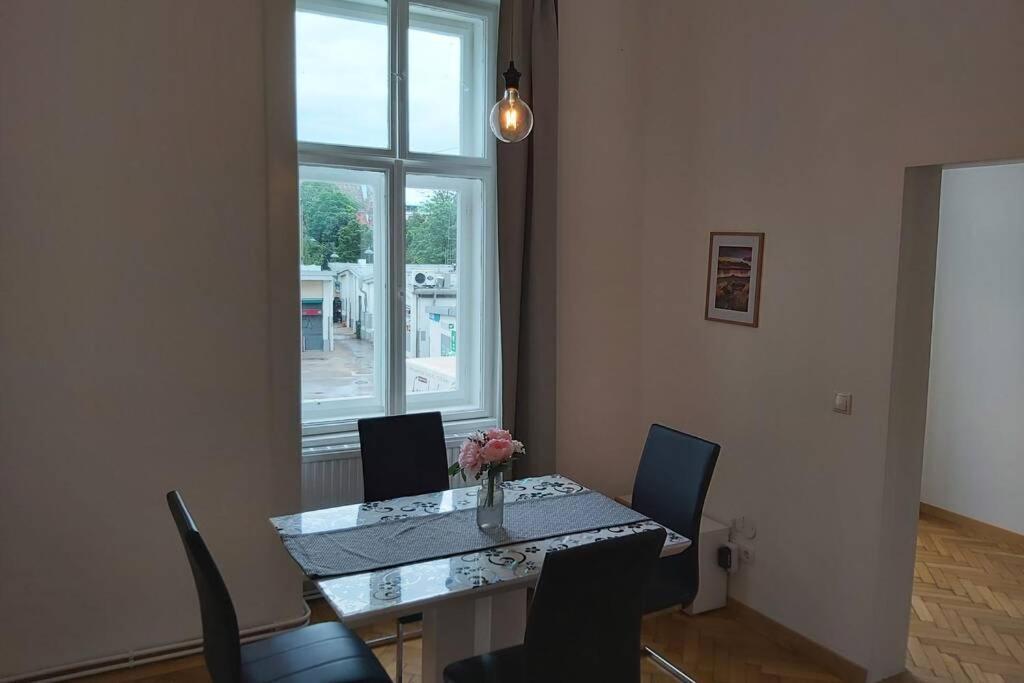 Lovely New 2 Bedroom Near Hannovamarkt Vídeň Exteriér fotografie