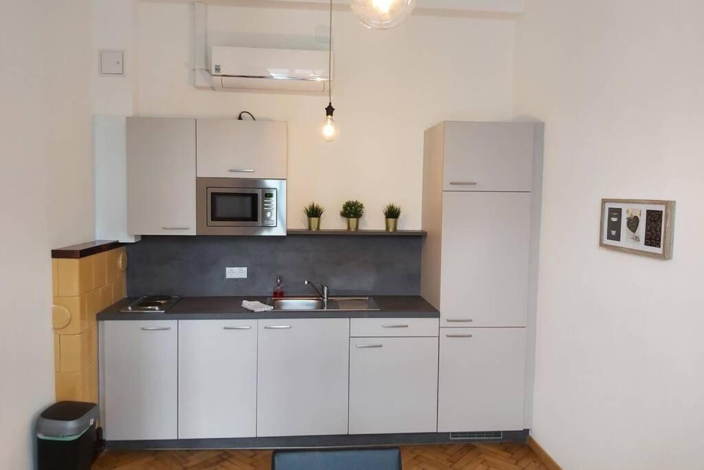 Lovely New 2 Bedroom Near Hannovamarkt Vídeň Exteriér fotografie